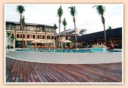 Iyara Beach Hotel & Plaza 21